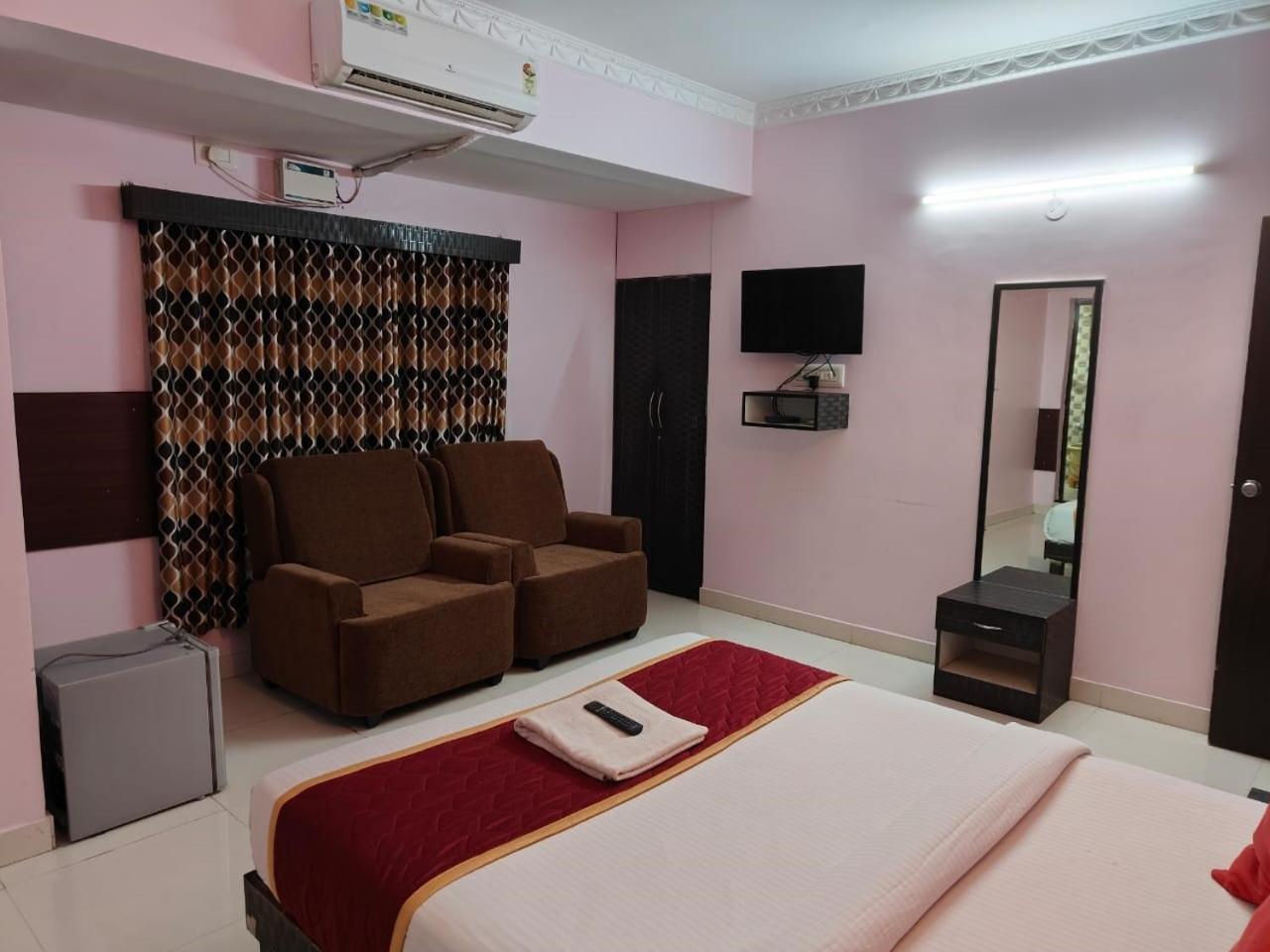 Brahma Inn Бангалор Экстерьер фото
